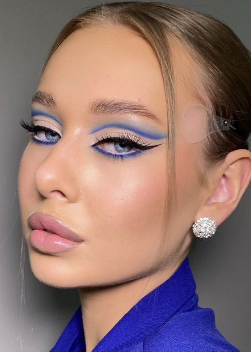 Cool ways to do eyeliner - Cool blue